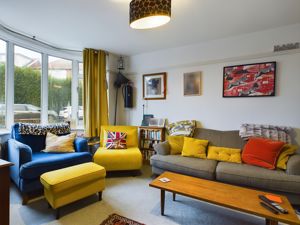 Sitting Room- click for photo gallery
